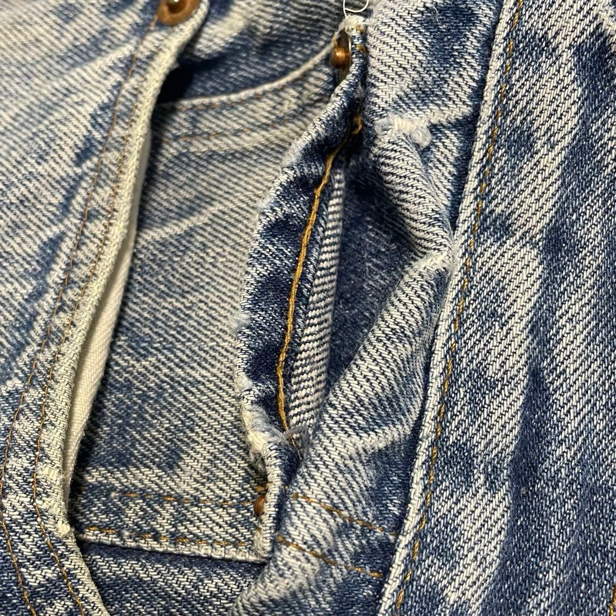 ヴィンテージ　Levi's リーバイス  501　赤耳期　1982年製造　W38L32 オリジナル　本物　バレンシア工場製　LVC