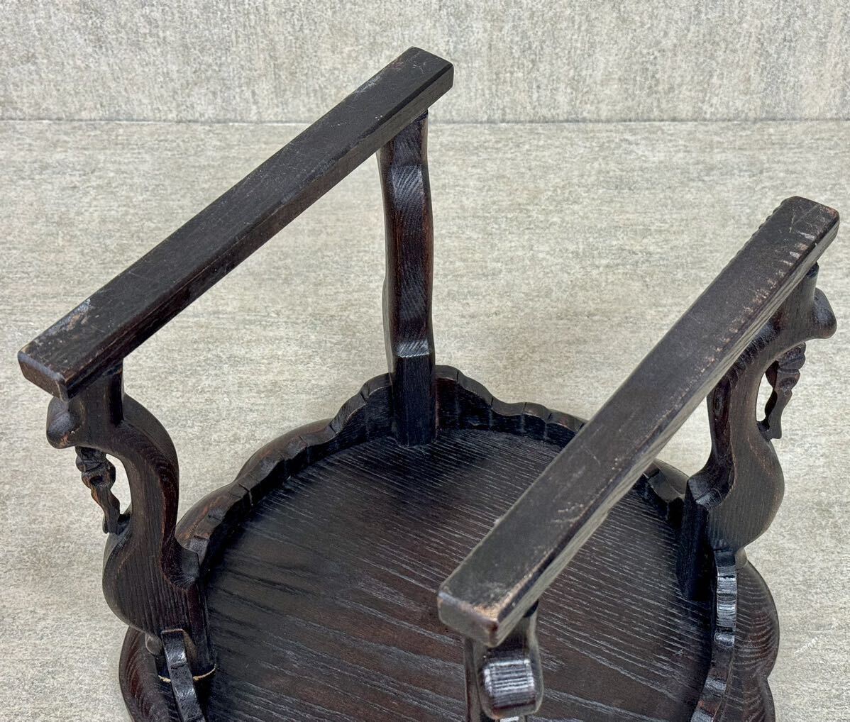  Joseon Dynasty furniture so van wheel . shape one person serving tray morning . fine art old ..①