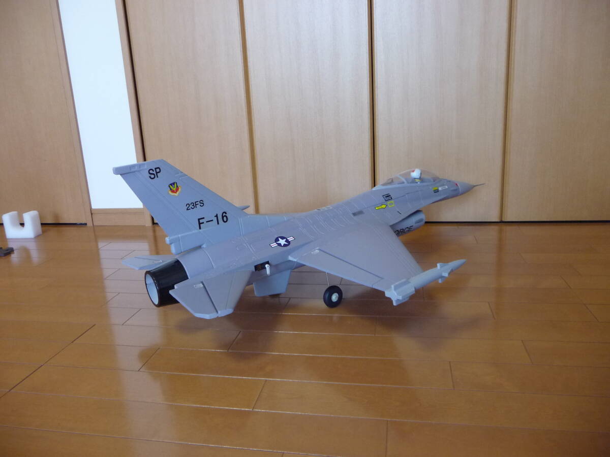 * FMS F-16 Faghting Falcon 64mm EDF finished not yet airplane body beautiful goods receipt pick up limitation *
