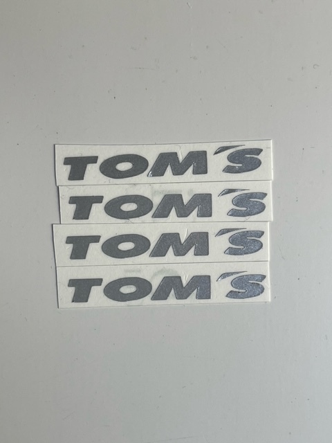 トヨタ トムス TOMS ドアバイザーステッカー シルバー 銀色４枚セット インテリア 携帯 他色々 カッティングステッカー4枚セット_画像1