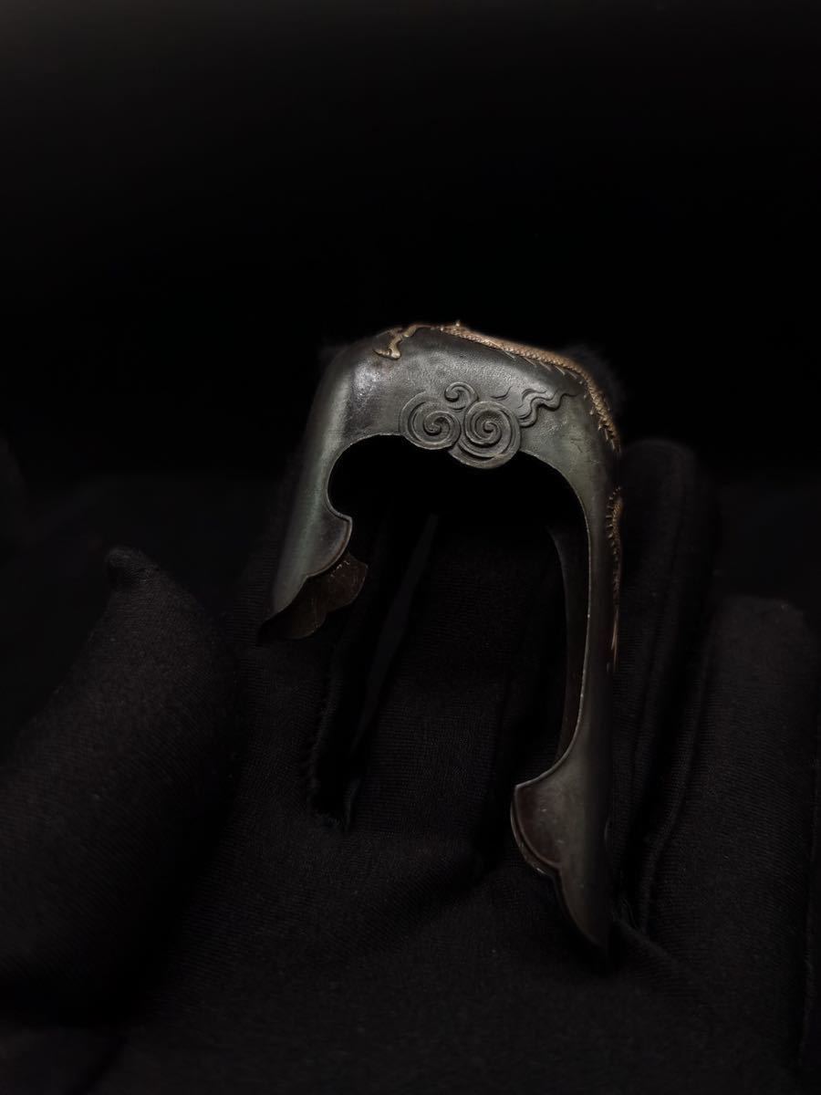 s-080 大金龍鐺 精密切彫 容彫 日本刀 武具 刀装具 銅製 小道具 鍔 目貫 縁頭 拵の画像3