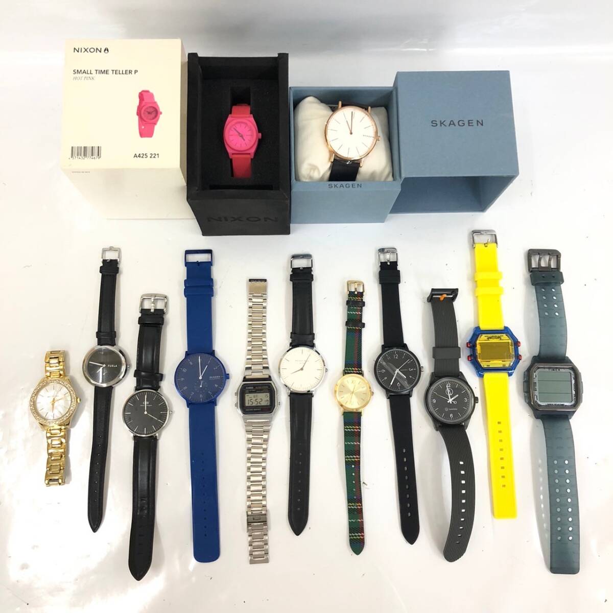 □ジャンク品□時計13本まとめ売り⑤NIXON FURLA MICHAEL KORS CASIO SKAGEN DW ROSEFIELD 複数落札同梱OK B240515-5_画像1