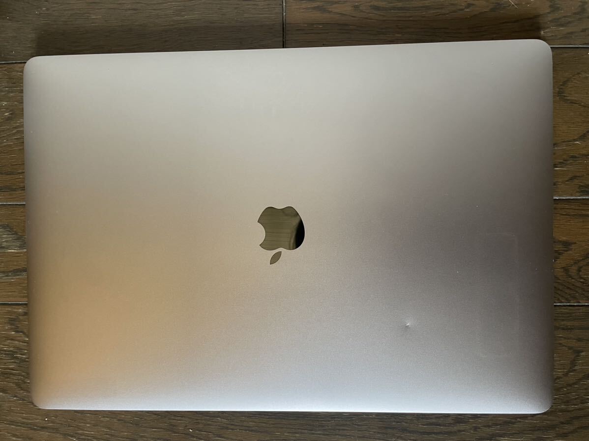 動作品　2016 MacBook Pro 15インチ タッチバー　　A1707 メモリ16GB SSD256GB touchbar retina_画像3