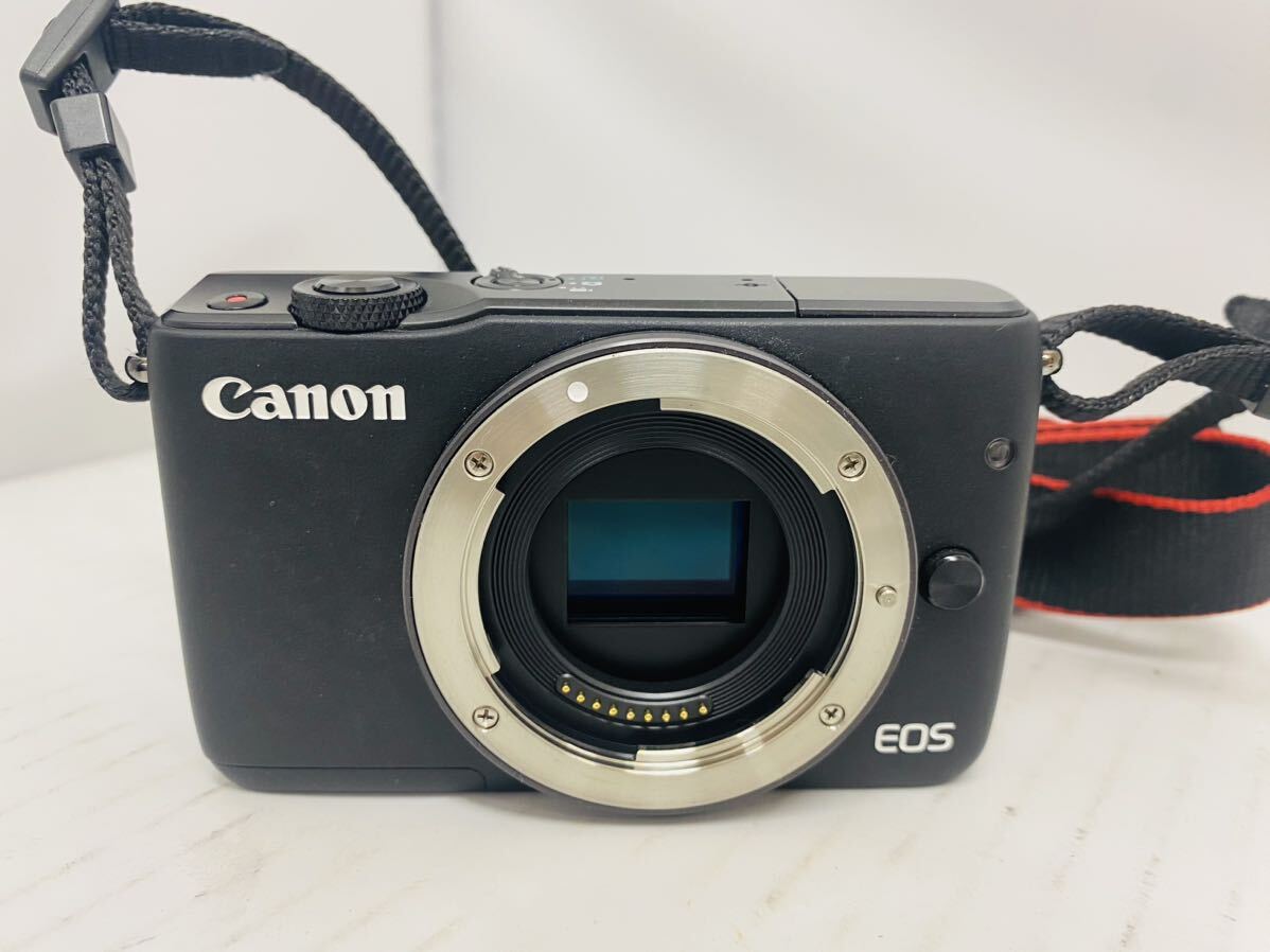 Canon キャノン EOS M10 ストラップ・カバー・充電器付き ミラーレス一眼カメラ_画像3