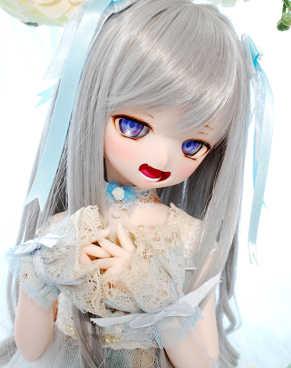 *マーガレット* 　DDH-01（セミホワイト肌）カスタムヘッド+自作(レジンアイ2組+チョーカー+クリップ式リボン）_画像8