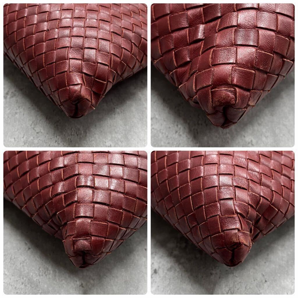 美品!!! BOTTEGA VENETA ボッテガヴェネタ ショルダーバッグ メッセンジャー イントレチャート 斜め掛け メンズ ビジネス レザー ボルドーの画像6