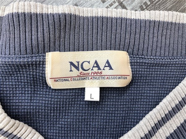 NCAA メンズ ビッグロゴ刺繍 Vネック プルオーバーカットソー L グレー青_画像2