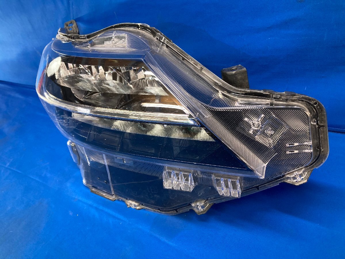 日産 ルークス ハイウェイスター B44A 右ヘッドライト KOITO 100-23779 LED ジャンク品 [J-371]_画像2