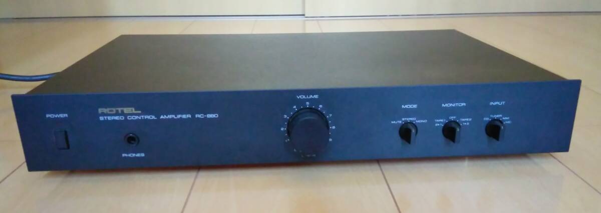 ROTEL Rotel RC-880 pre-amplifier 