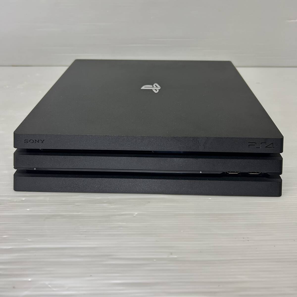 SONY PS4 Pro プレイステーション4 CUH-7000B _画像4