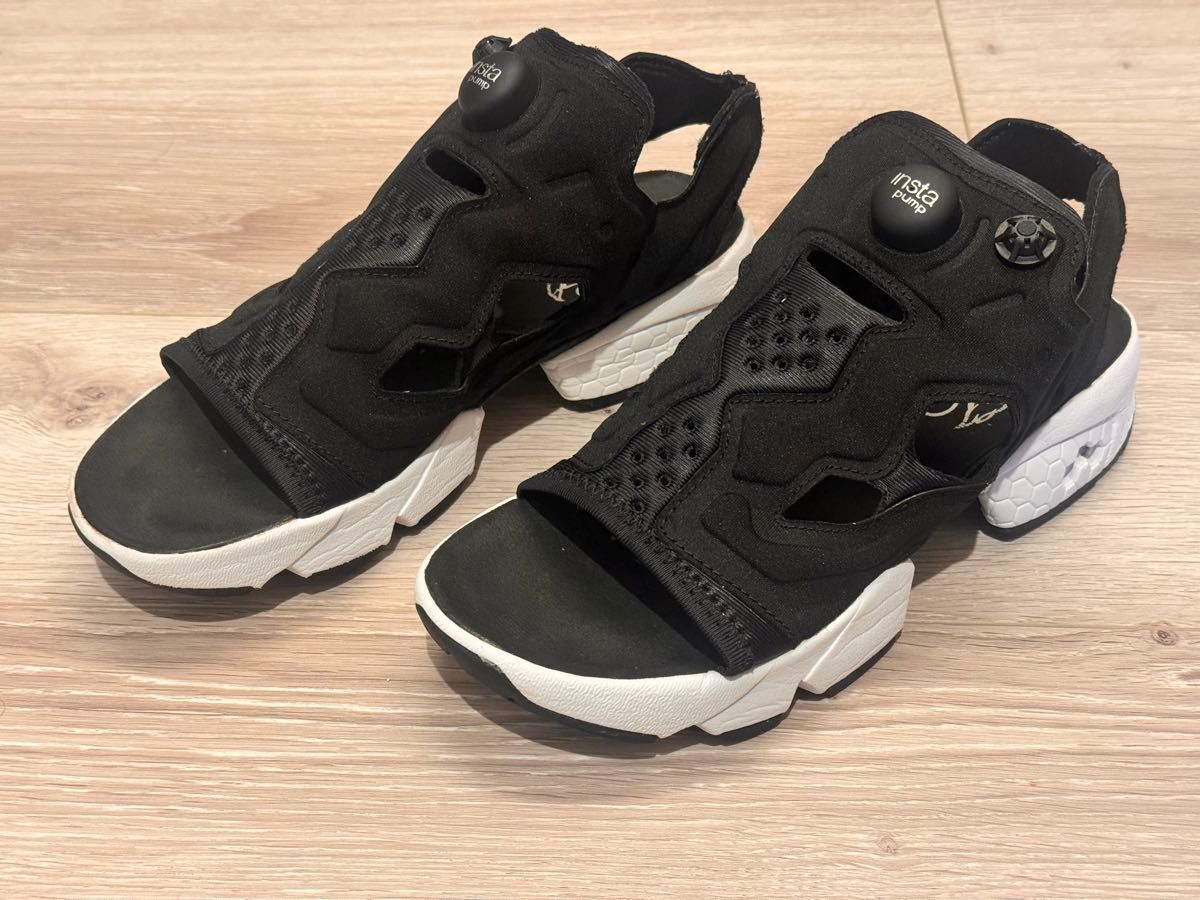 インスタポンプフューリー サンダル / Instapump Fury Sandals （ブラック）