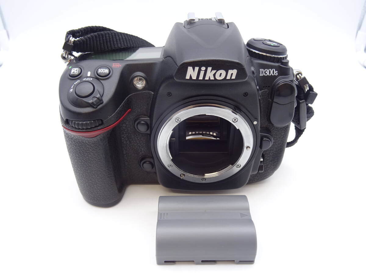 HE-530◆Nikon ニコン D300s ボディ 中古品の画像1