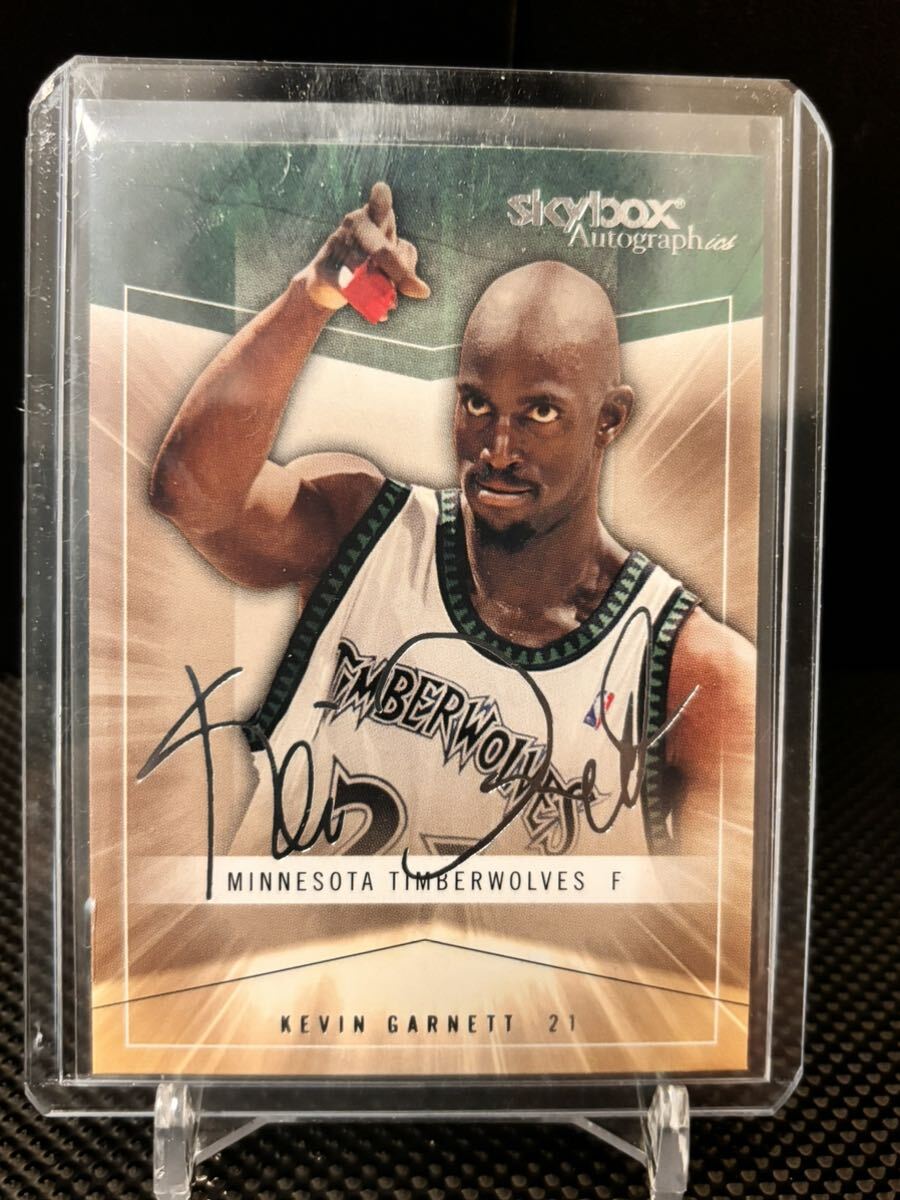 2004-05 Fleer Skybox autographics Kevin Garnett ケビン・ガーネットの画像1