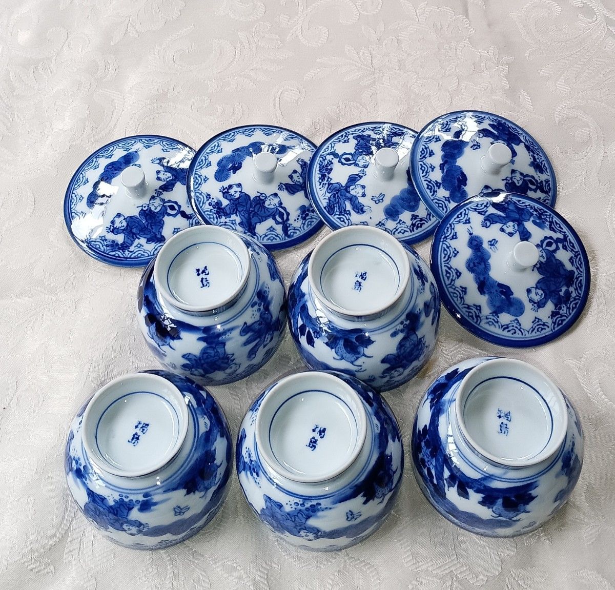 クーポン対象品 昭和レトロ 鍋島焼 唐子柄 蓋付き高台湯呑み 5個 クーポン対象品 昭和レトロ 鍋島焼 唐子柄 蓋付き高台湯呑み 5個