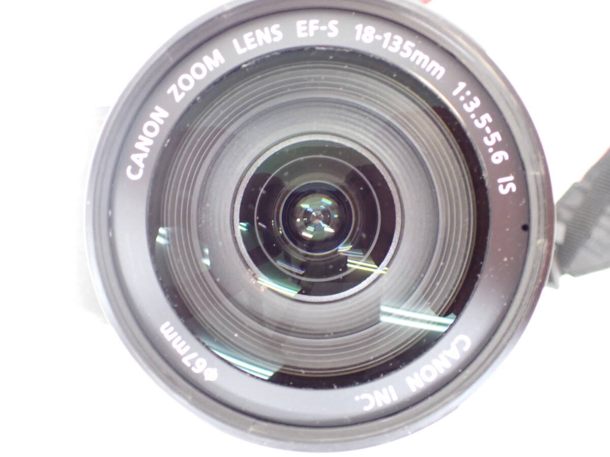 1円～ Canon キヤノン EOS 60D レンズキット EF-S 18-135mm F3.5-5.6 IS デジタル一眼 レンズズーム調整部分ベタあり_画像3