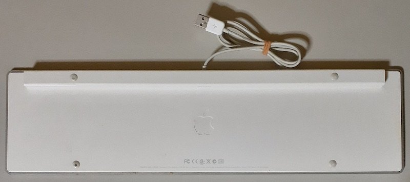 4656 ジャンク Apple純正 USB日本語キーボード テンキー付き アルミニウム A1243 部品取りに_画像2