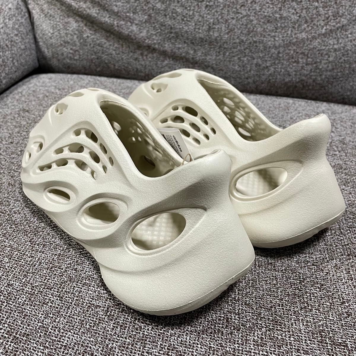adidas YEEZY Foam Runner adidas YEEZY Foam Runner