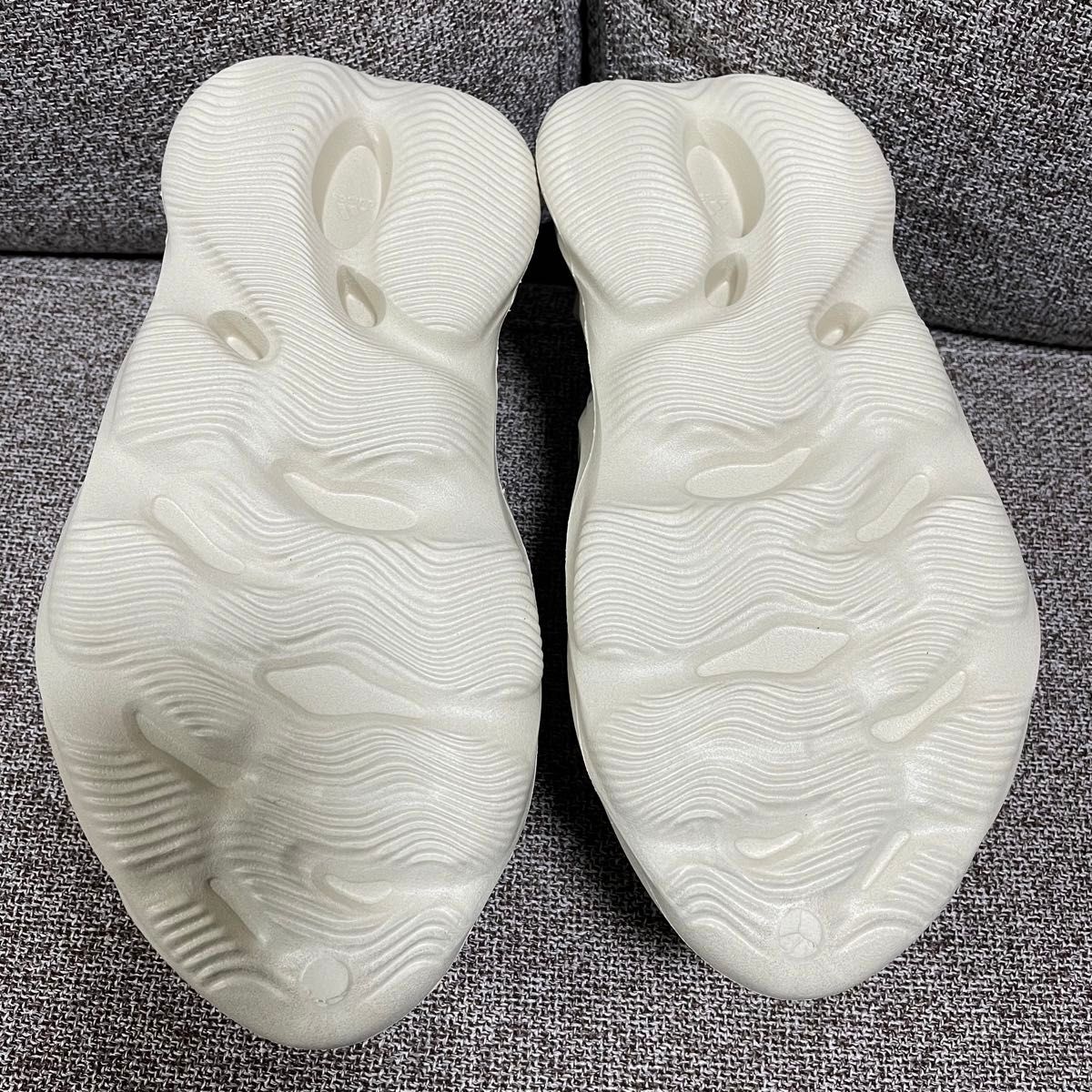 adidas YEEZY Foam Runner adidas YEEZY Foam Runner