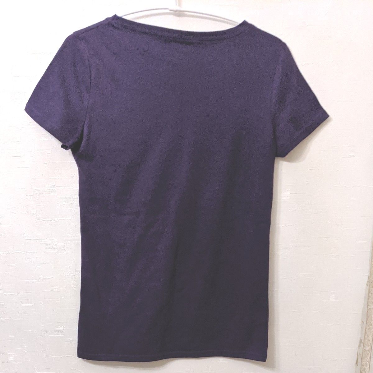 半袖プリントキラキラ紫Ｔシャツ　新品