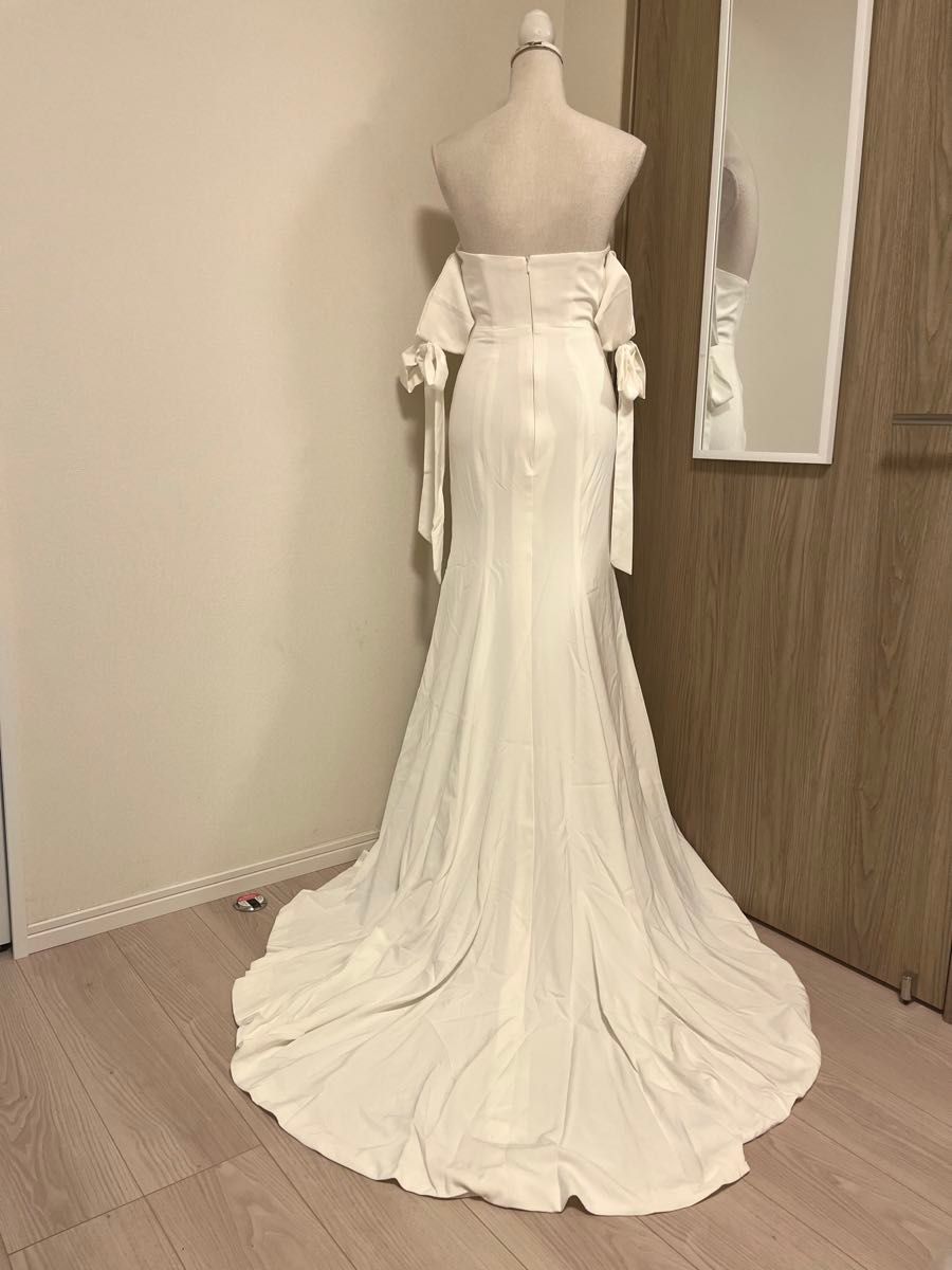 カラードレス COLOR ウェディングドレス オフホワイト Wedding Dress ドレス
