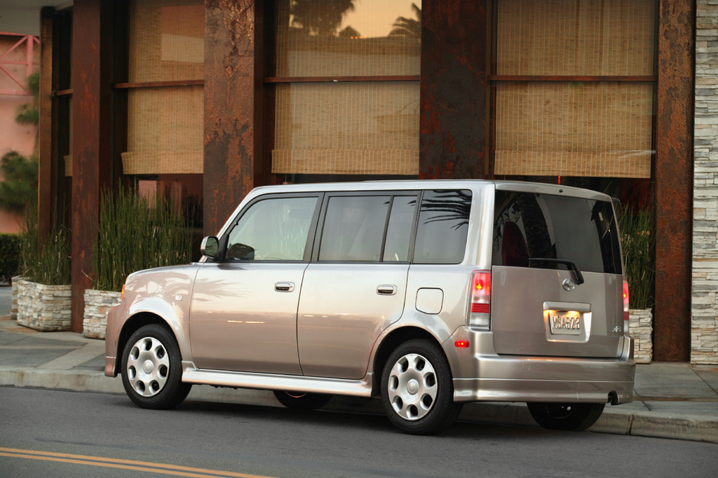 USサイオン純正 04-06 SCION xB リアバンパー サイドマーカー左右 カプラー、ハーネス、ナット付き USDM北米JDM TOYOTAトヨタ bB NCP30系_画像6