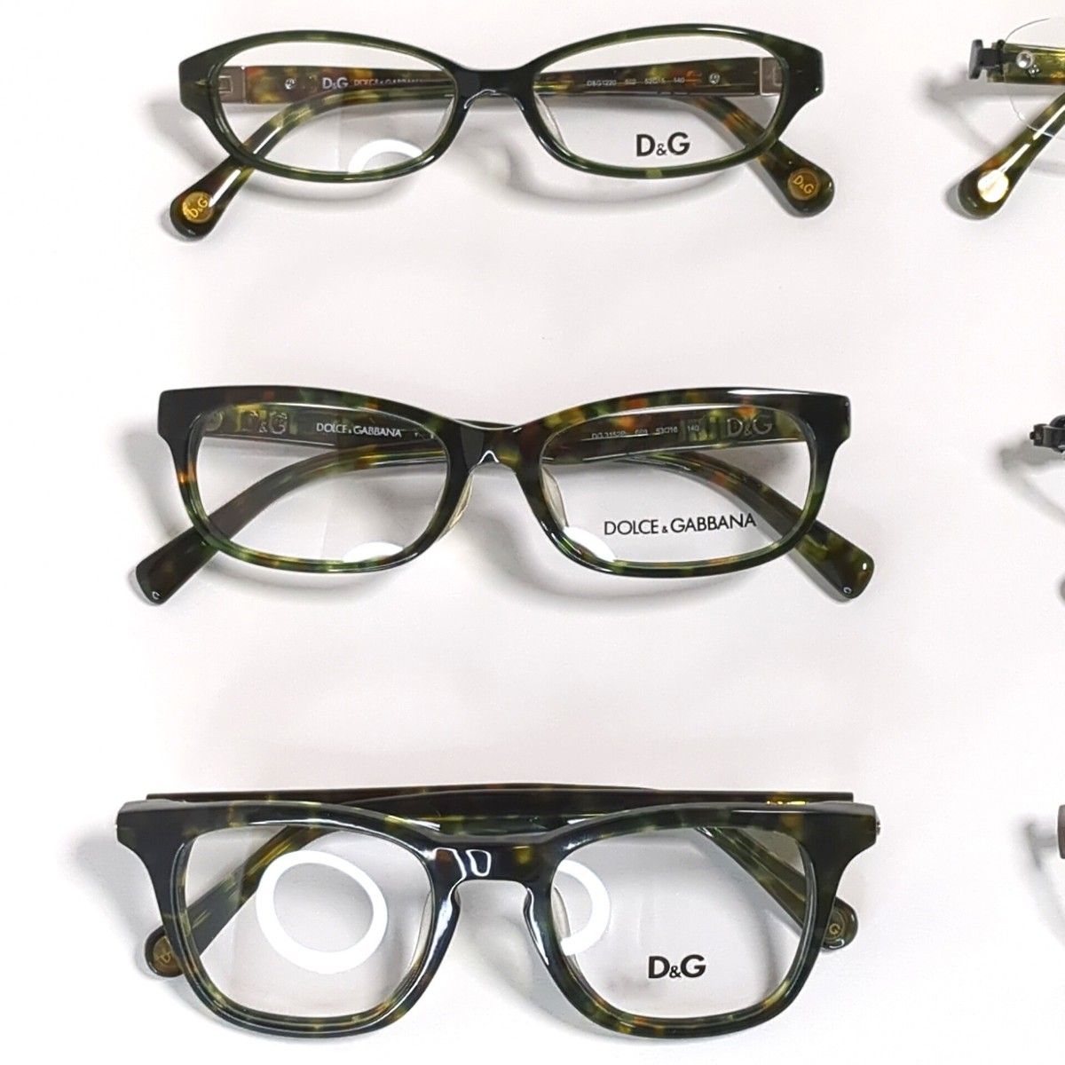 DOLCE&GABBANA メガネフレーム 1本3,300円　④