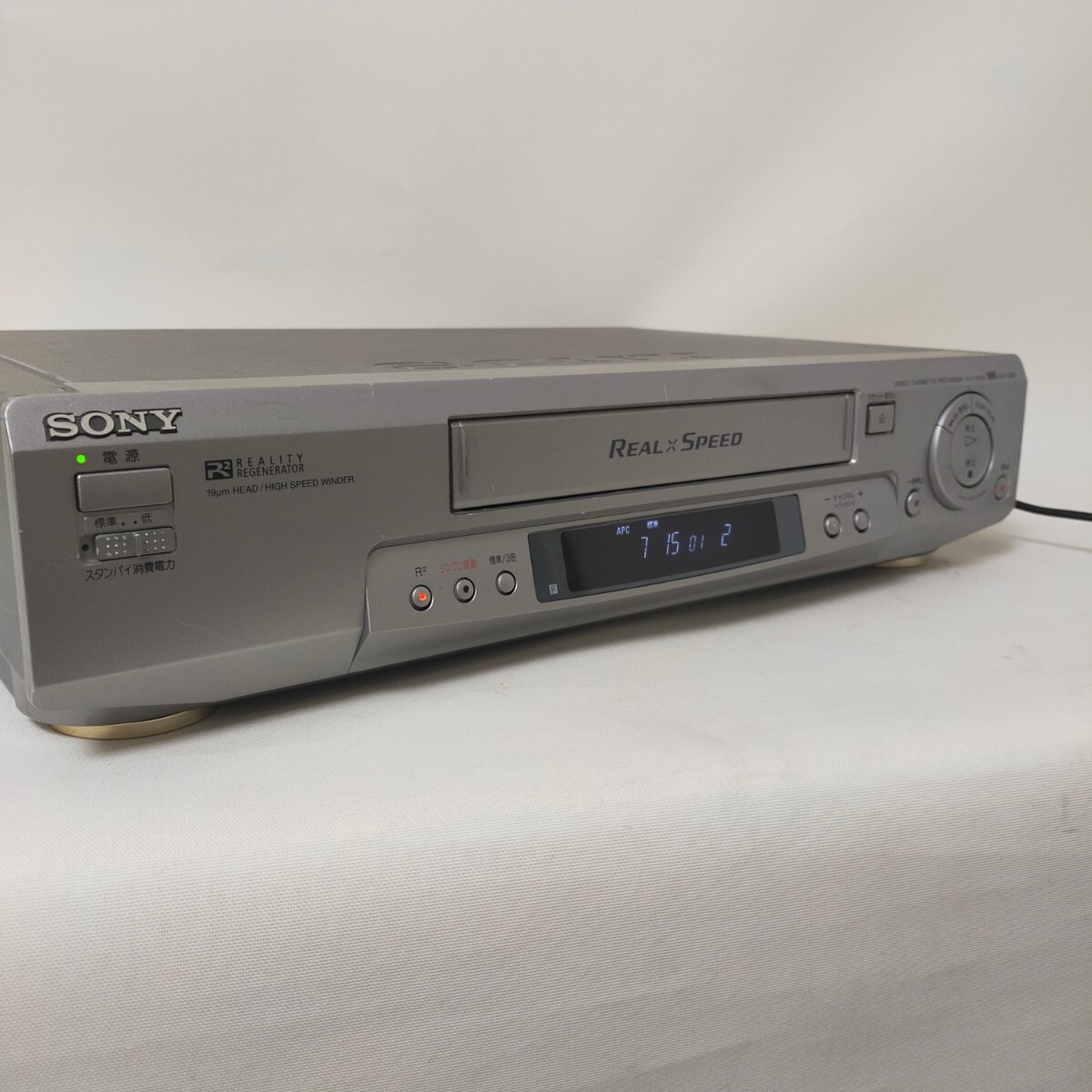 * утиль * SONY VHS видеодека SLV-R100 Sony электризация только проверка.