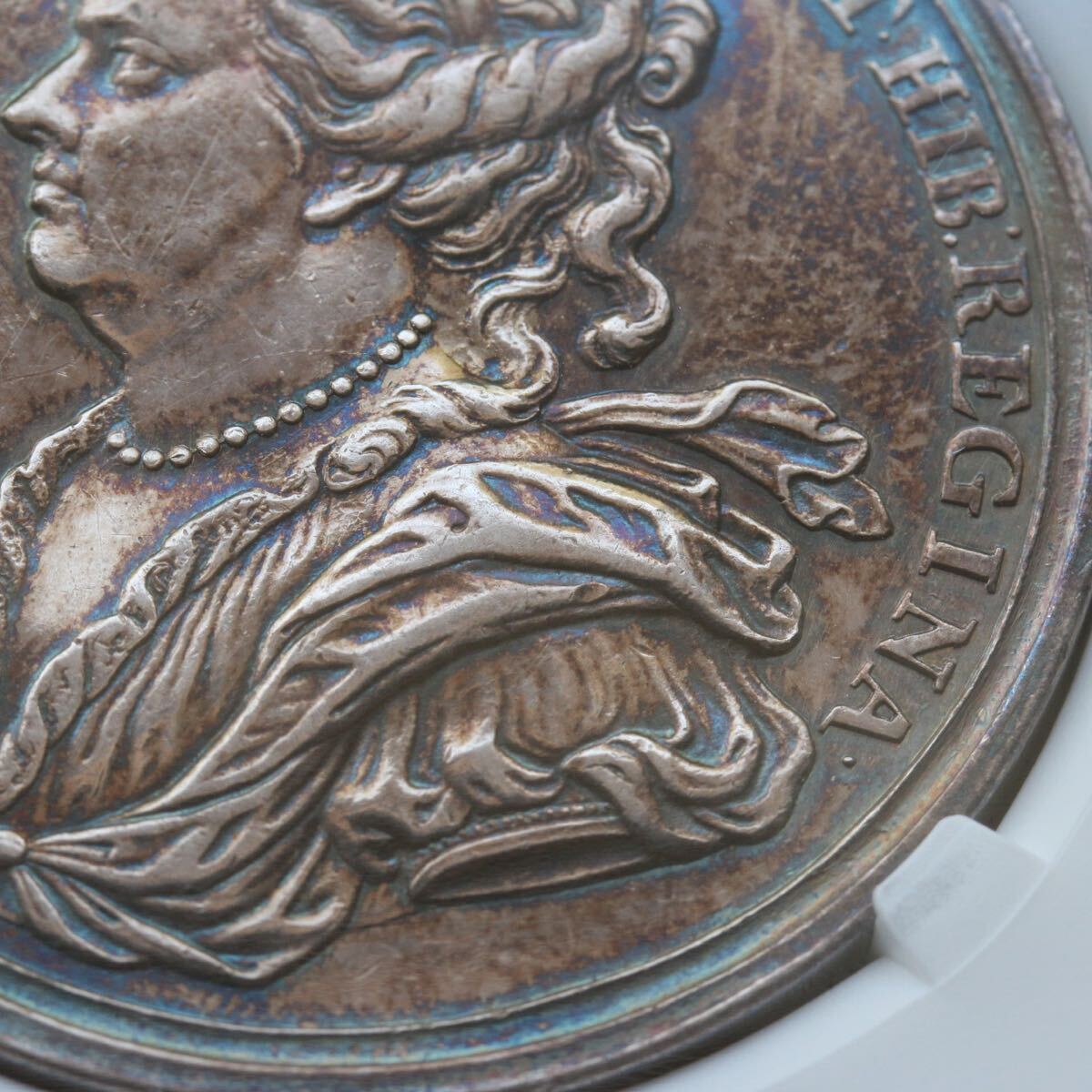アン女王　ジョージ王配　銀メダル　NGC　1702年　イギリス　英国　アンティーク コイン　イングランド　金貨　銀貨　銅貨 _画像3
