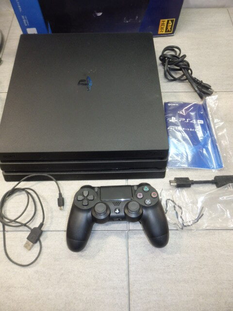 1円～ SONY PlayStation4 Pro PS4 CHU-7200B 1TB コントローラー ケーブル G8077_画像1