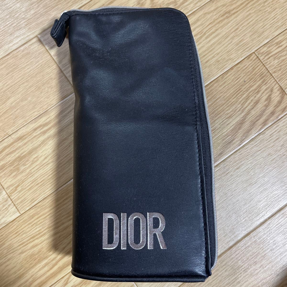 DIOR ディオール　ポーチ　化粧ポーチ Dior ディオール ノベルティ クリスチャンディオール ポーチ 黒