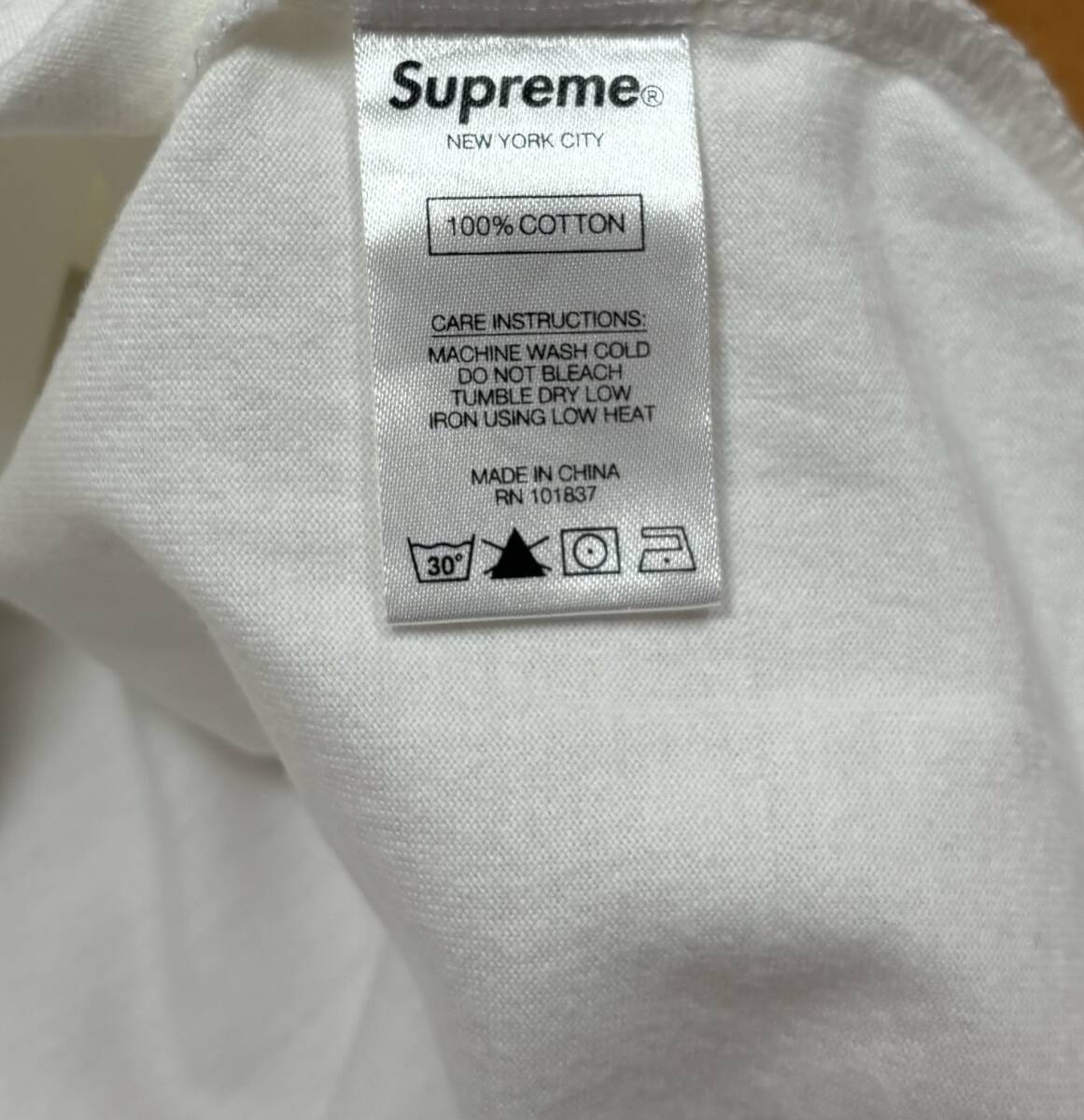 20fw 美品 supreme small box logo tee white size S boxステッカー付 24ssの画像4