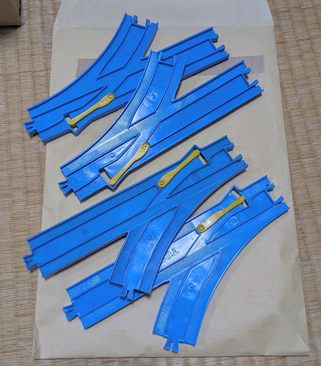  roadbed Plarail Turn out po in trail A&B each 2 ps total 4ps.@⑤ including in a package possible ( sending 210~