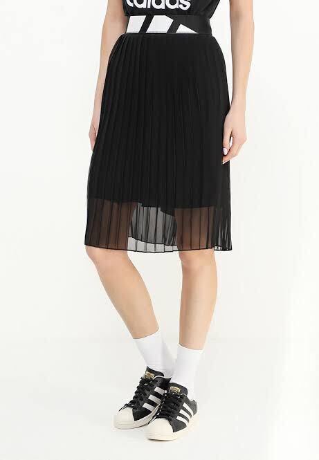 8490円+税アディダス ロゴ プリーツ スカート Ｌ美中古adidas LOGO PLEATED SKIRT ブラック/黒_画像4