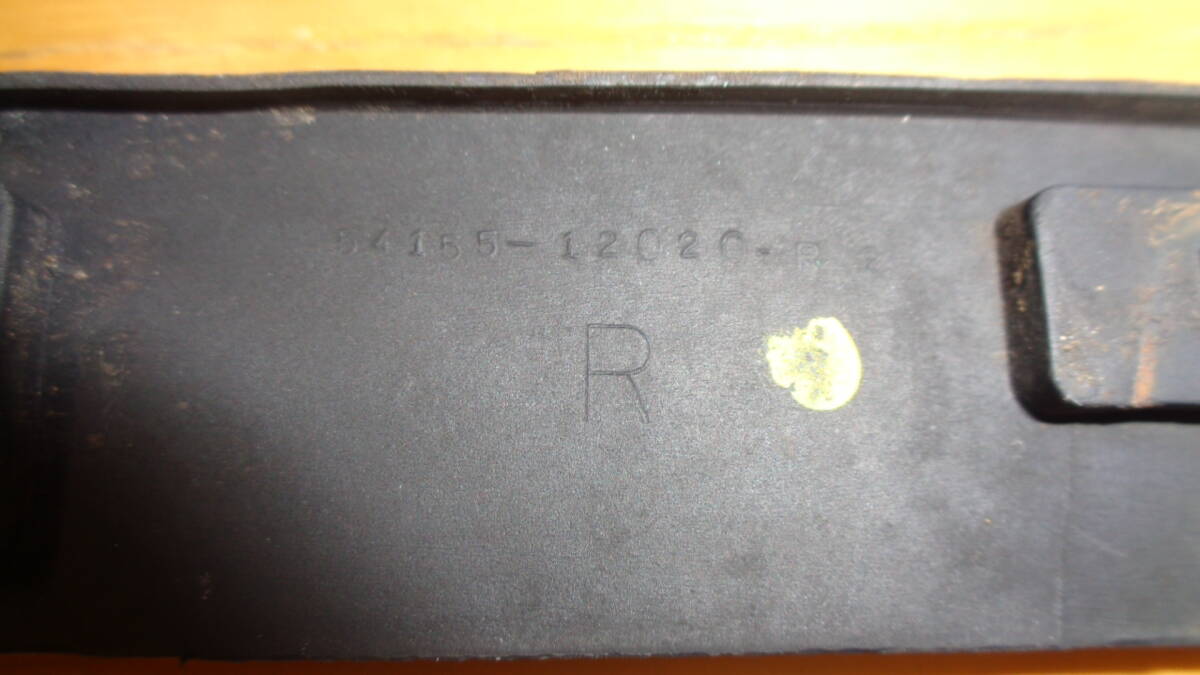 AE86　AE85 前期 後期　トレノ 　リトラクタブルヘッドライト裏　隙間のゴム 左右セット_画像4