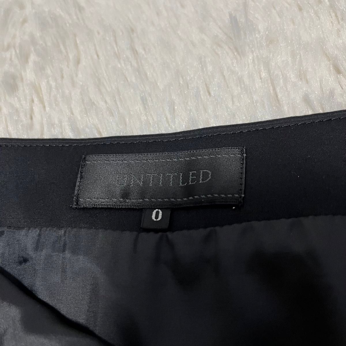 【UNTITLED】黒　タイトスカート　オフィスカジュアル　日本製　XS ブラック