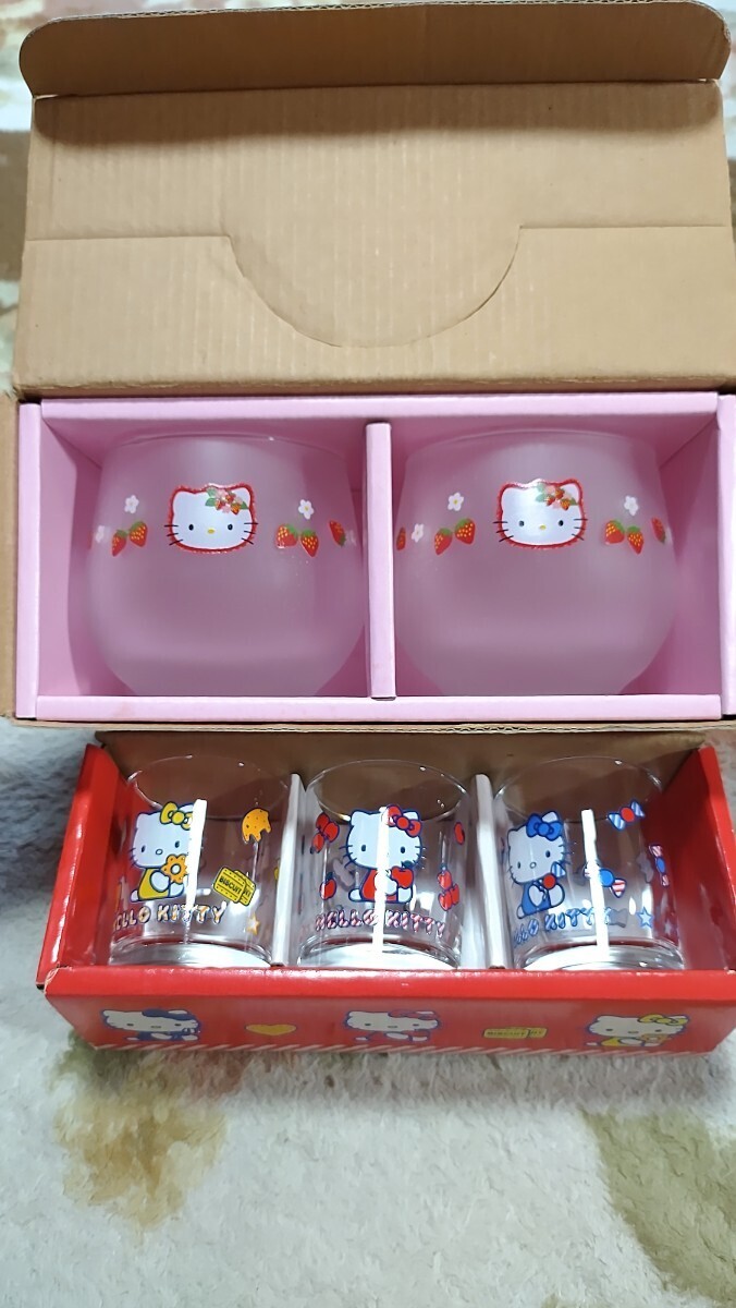 1 jpy start Sanrio Hello Kitty Kitty tableware kind multi-tiered food box pot guinomi shot glass Yoshino house Kitty McDonald's Kitty total 20 point 