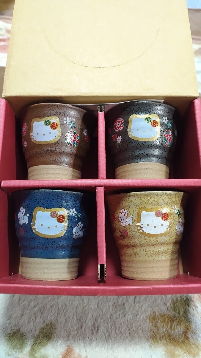 1 jpy start Sanrio Hello Kitty Kitty tableware kind multi-tiered food box pot guinomi shot glass Yoshino house Kitty McDonald's Kitty total 20 point 