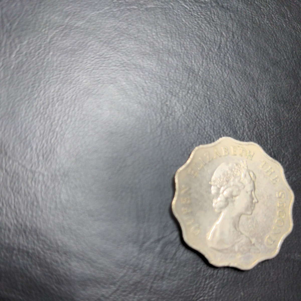 古銭 コイン アンティーク レトロ 国内 海外 日本 中国 韓国 英国 硬貨 金貨 記念幣 銀貨 記念硬貨 香港 1975の画像2