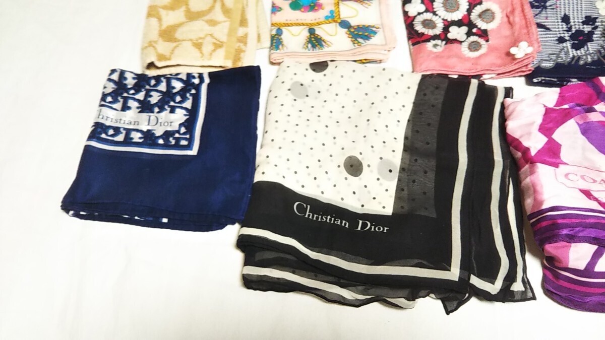 1680 стоимость доставки 300 иен бренд носовой платок шарф 19 позиций комплект Dior Anteprima Balenciaga Coach полотенце для рук совместно много 