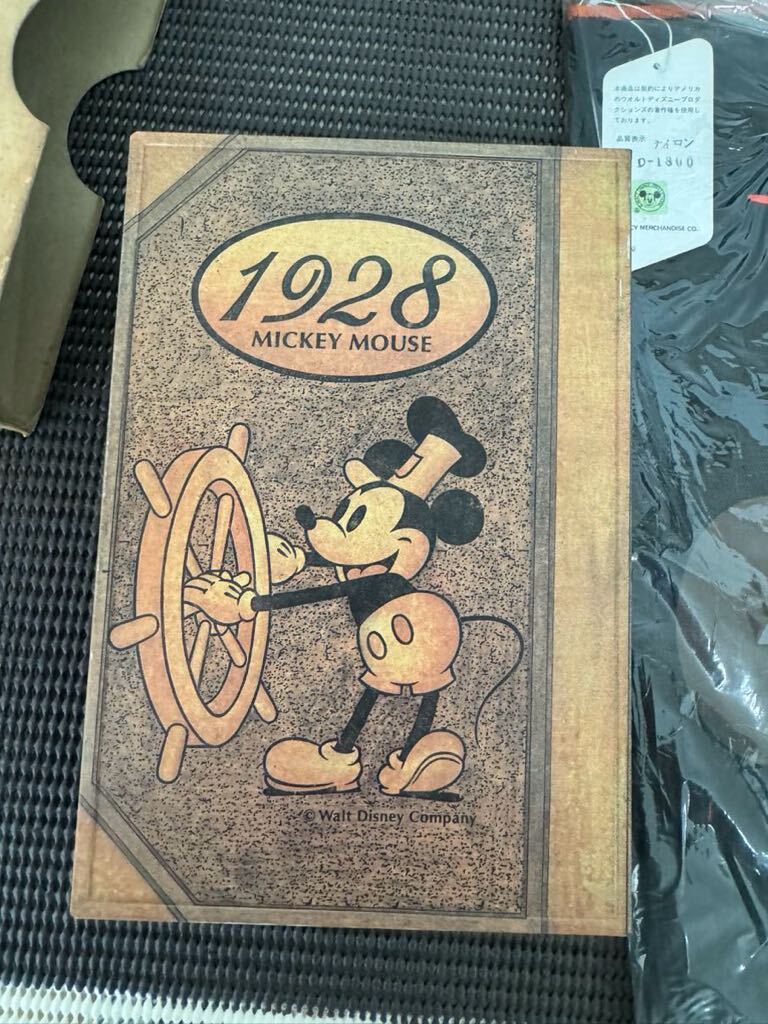  Showa Retro 15 point summarize that time thing Disney Minnie Mouse wooden photo stand Zojirushi cork tray book@ type savings box etc. A-191