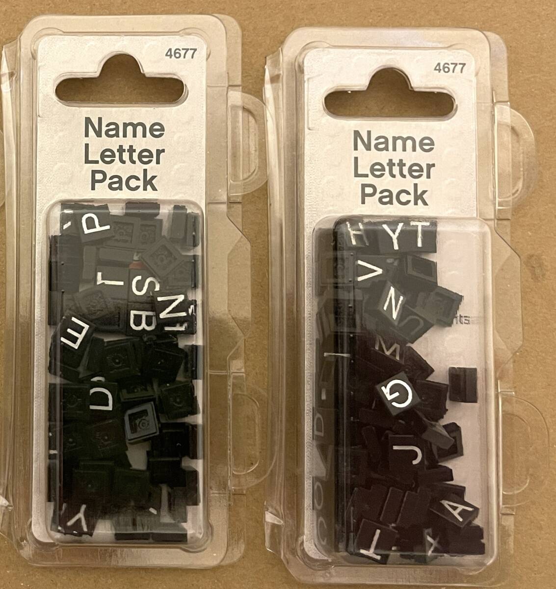 LEGO Name Letter Pack と CROSSペン_画像1