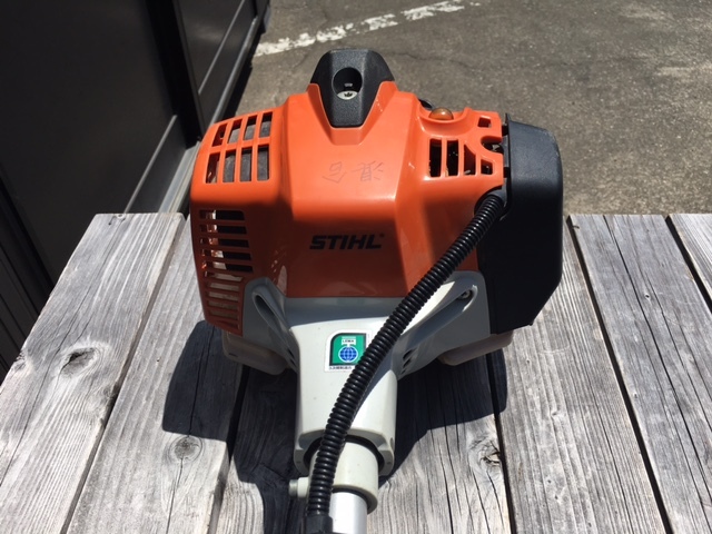 【エンジン始動確認済み】　STIHL/スチール　FS 23 RC　エンジン草刈機　刈払機　エンジン式　草刈り機_画像9