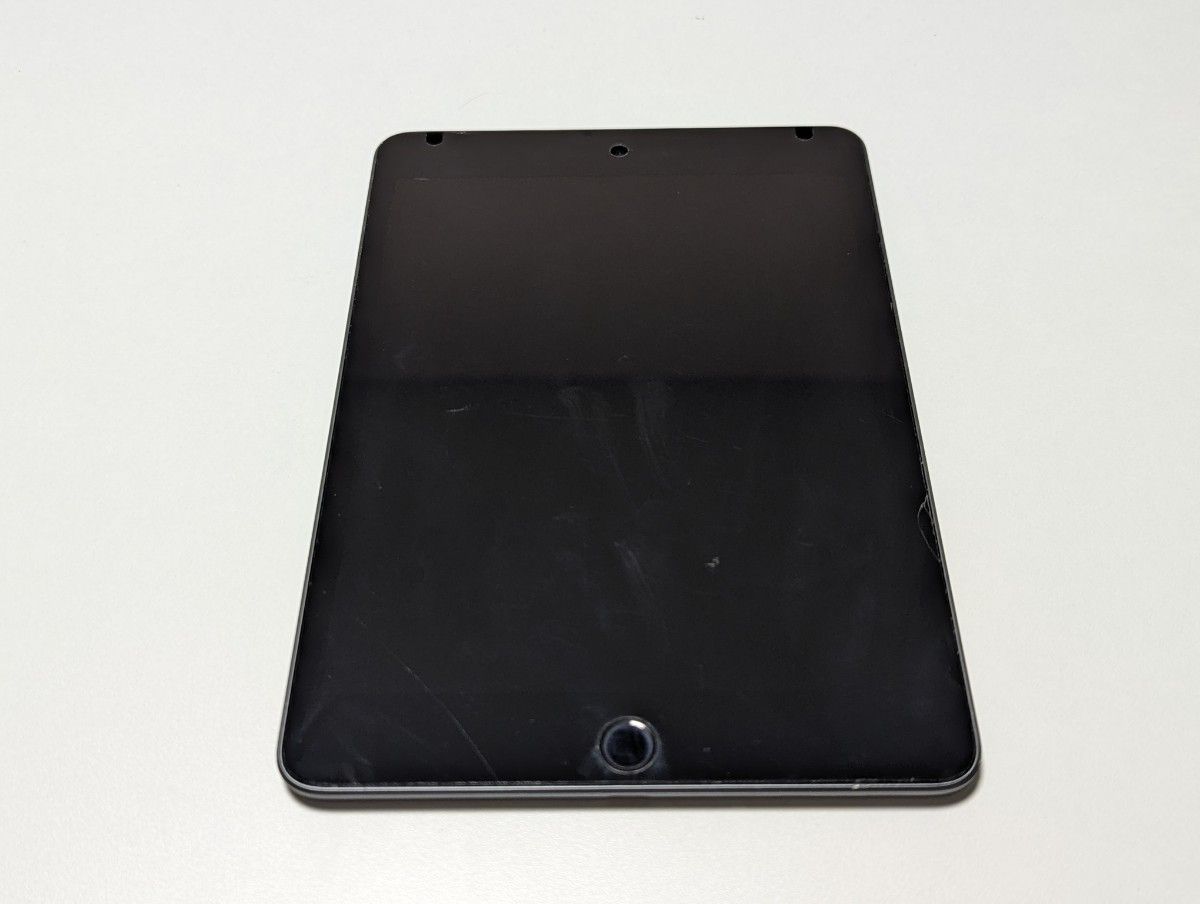 iPad mini 5 世代 64GB Wi-Fiモデル スペースグレー