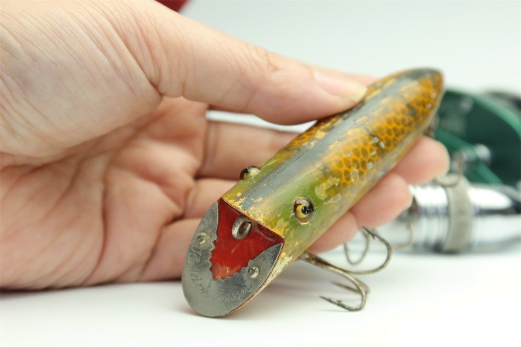 1920 period rare HEDDON BASSER GE L Old lure / ZEAL road comfort is to Lee z Zaurus ABU BALSA50 etc.. wood lure liking .