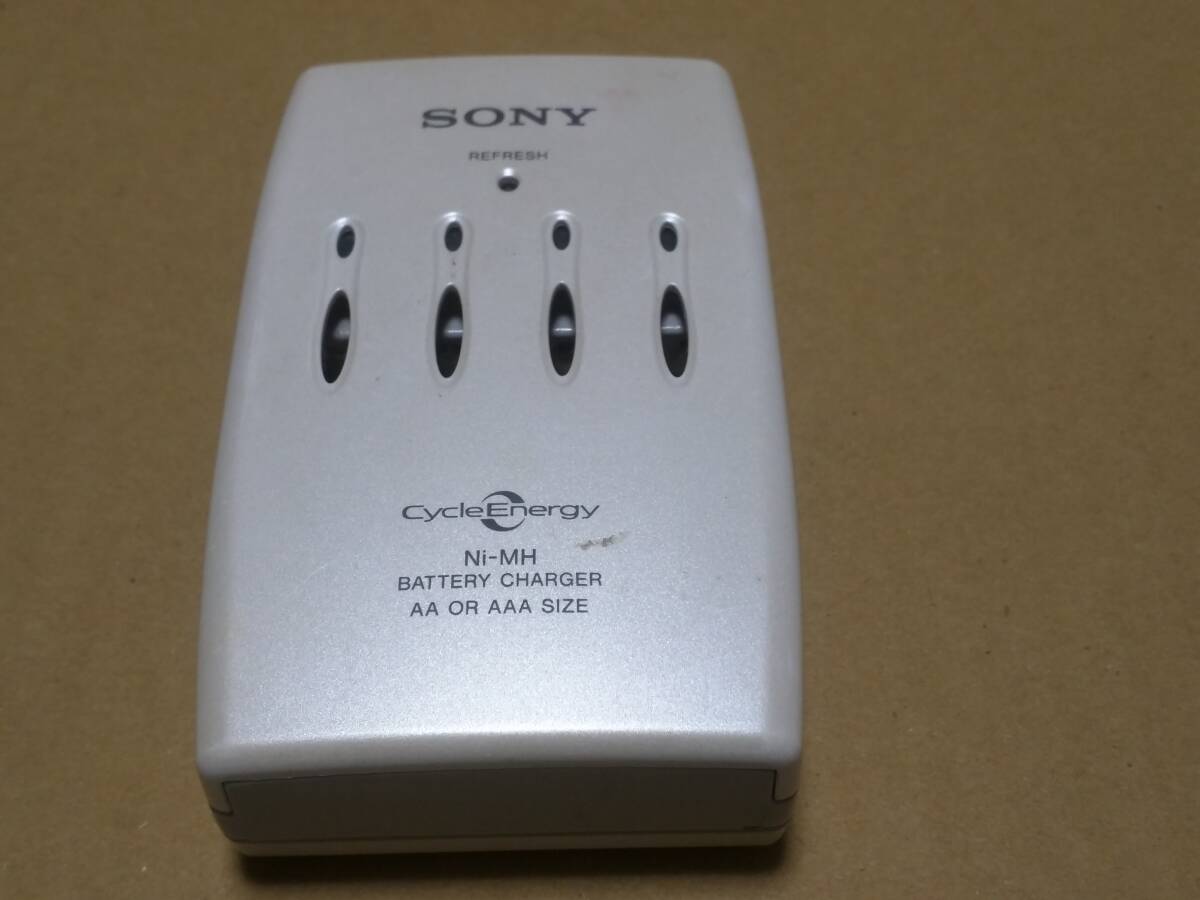 # prompt decision #SONY rechargeable Nickel-Metal Hydride battery exclusive use refresh with function fast charger BCG-34HRD