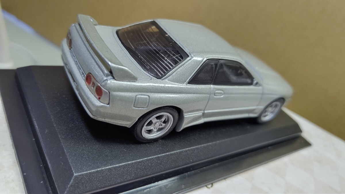 スケール 1/43 NISSAN SKYLINE GT-R ！ 日本 世界の名車コレクション！ デル プラド カーコレクション！ 右ミラー欠落。_画像7