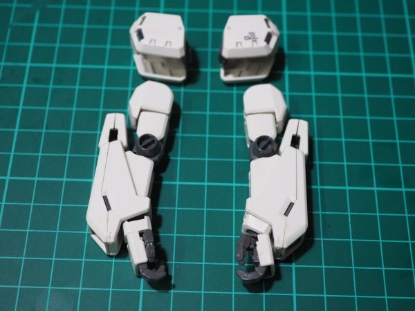 ☆GMA02☆ジャンク★バンダイ MG 1/100 GP03S ガンダム試作３号機ステイメン 腕部 のみ ジャンク部品取り 完成品_画像1