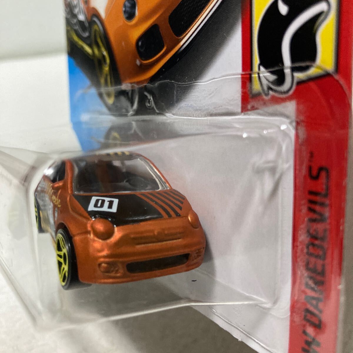 Hot Wheels★FIAT 500 HW DAREDEVILS★_画像4