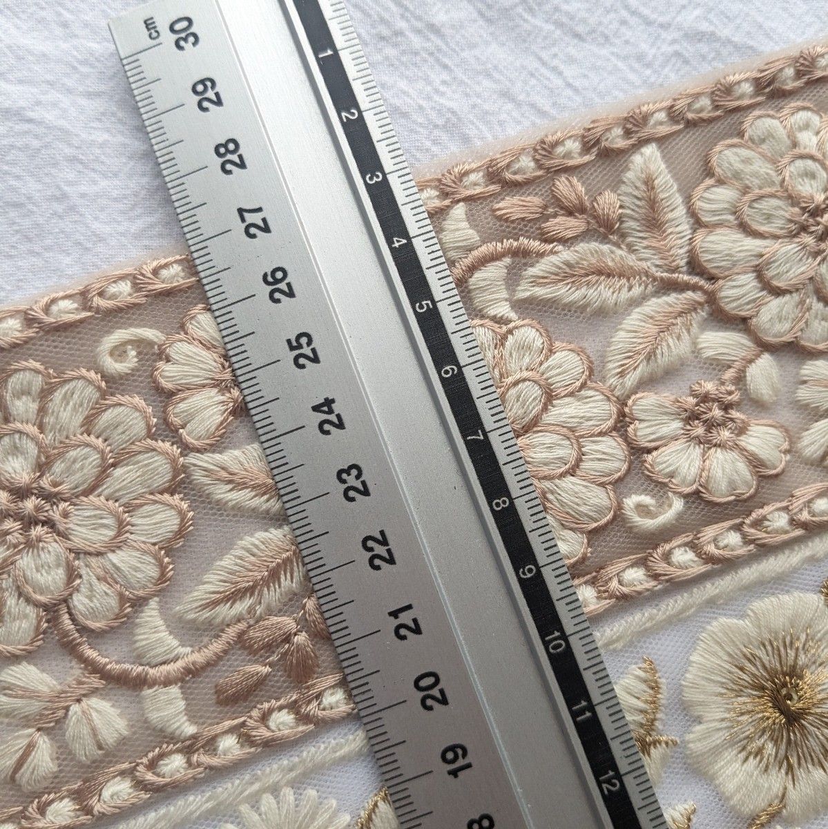 【no.42】インド刺繍リボン 50cm×3本