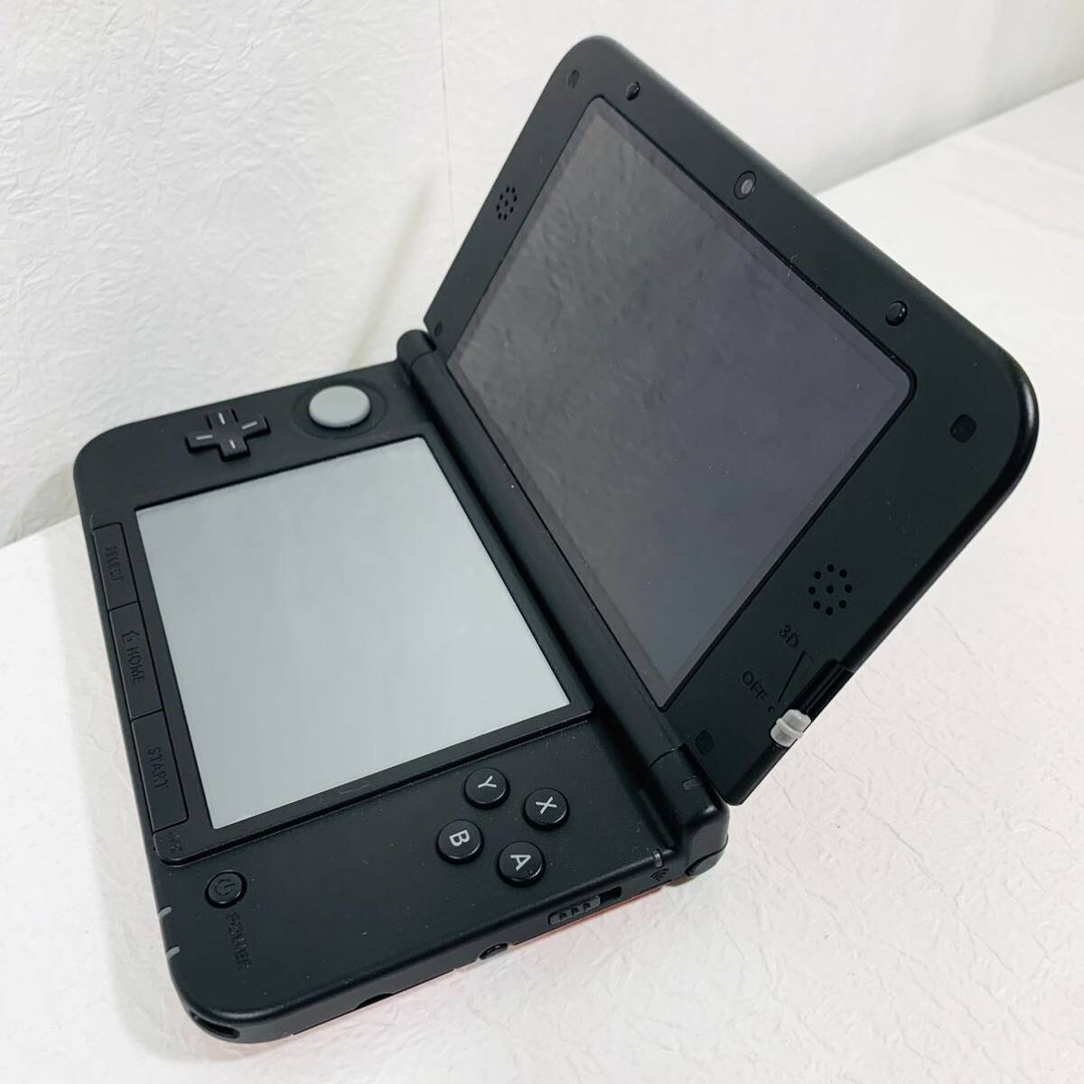 美品 ニンテンドー3DSLL 本体 レッド ブラック 任天堂 Nintendo の画像4